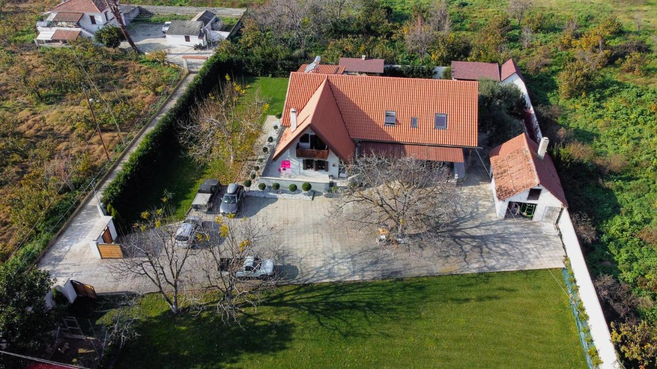 Countryside Luxury Studios Káto Lekhónia Exterior foto