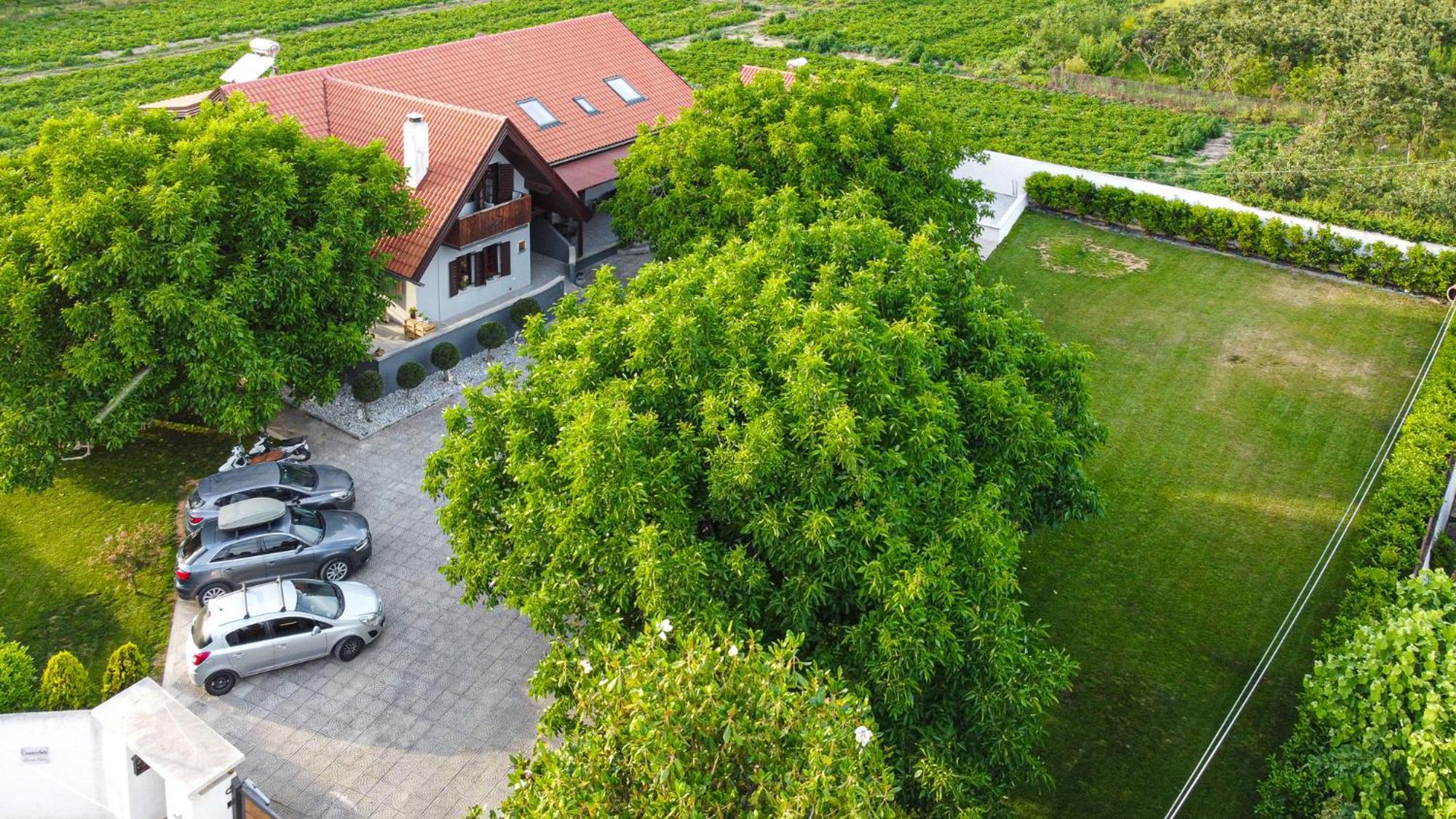 Countryside Luxury Studios Káto Lekhónia Exterior foto